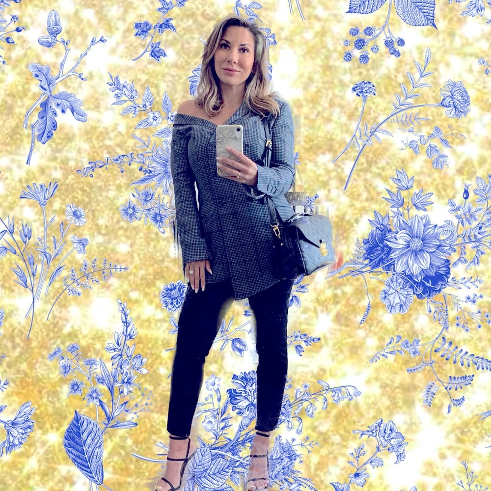 Love this Jonathan Simkhai Blazer!!! 🖤